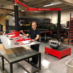 Podnośnik przegubowy do blach1