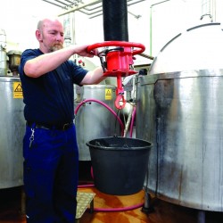 Podnośnik tubowy z wymiennymi chwytakami